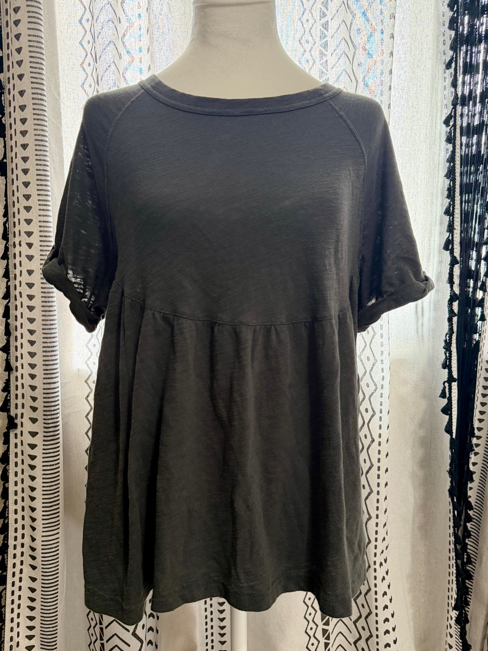 Women’s charcoal Babydoll Short-Sleeve Top